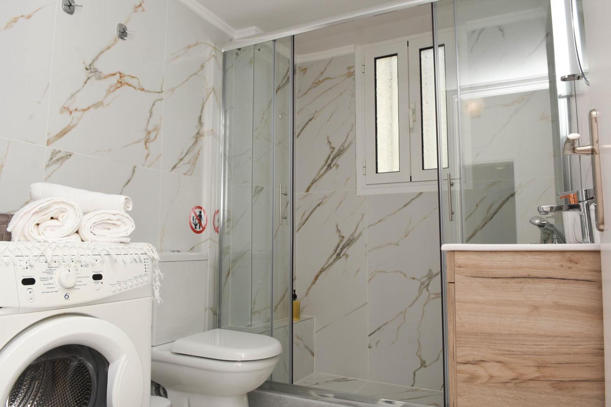 Ellis House Apartman Agrínio Kültér fotó